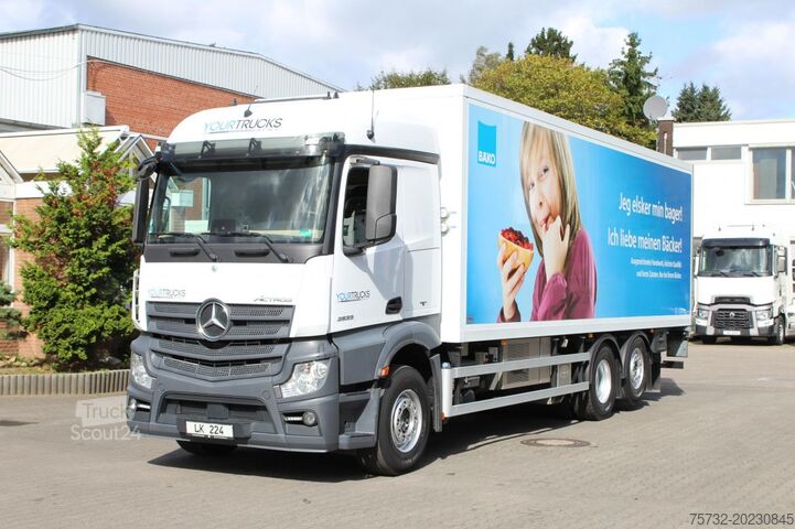Chladený nákladný automobil Mercedes-Benz Actros 2533 E6 Kühlkoffer Lift-Lenkachse LBW