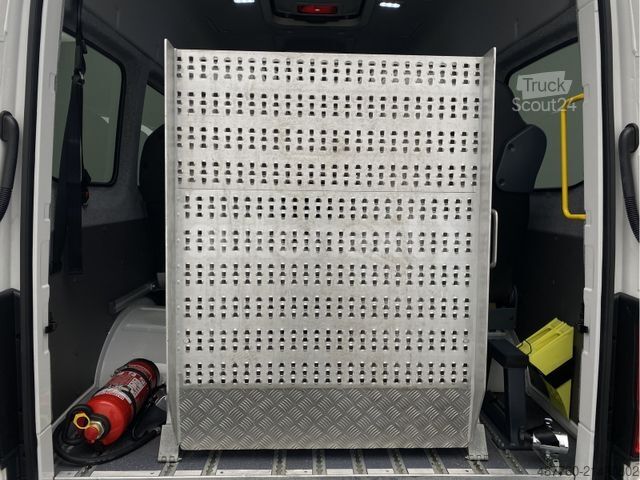 Minibus VOLKSWAGEN Crafter 50 Maxi *Rollstuhl-Rampe* Dachklima+15-S