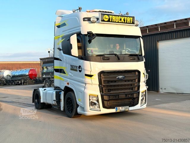 Lielapjoma vilcējs FORD F-MAX 500 in Voll- Ausstattung, MIETEN?