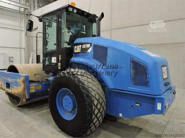 Tek tamburlu silindir CATERPILLAR CS78B