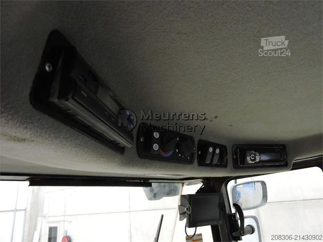 Tek tamburlu silindir CATERPILLAR CS78B