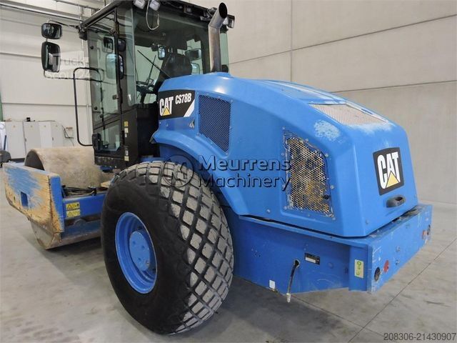 Tek tamburlu silindir CATERPILLAR CS78B