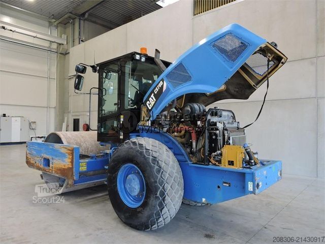 Tek tamburlu silindir CATERPILLAR CS78B