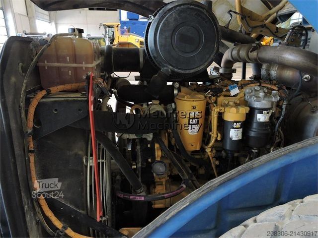 Tek tamburlu silindir CATERPILLAR CS78B