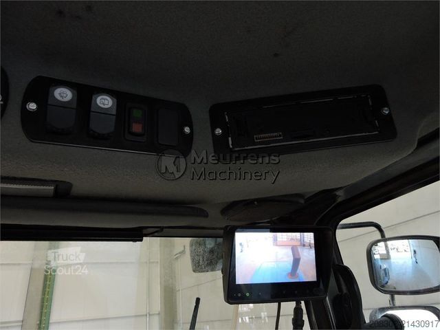 Tek tamburlu silindir CATERPILLAR CS78B