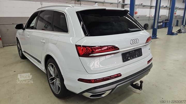 Pick-up AUDI Q7 55 TFSI e quattro S line HeadUp/Massage/AHK