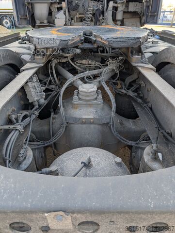 Standartinis vilkikas Volvo FH500