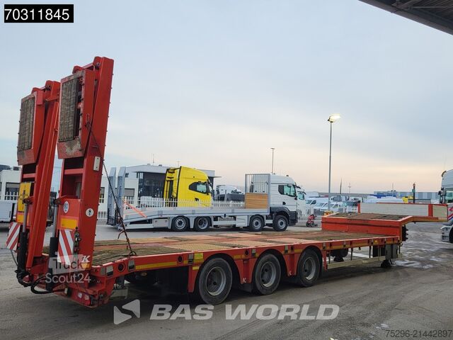 Low loader Kässbohrer LB3E Extendable Lift Axle Steering Axle Ramps A...