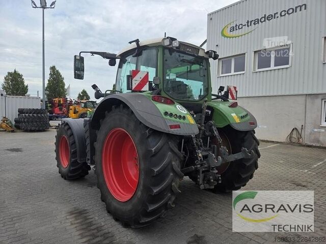 Traktor Fendt 724 VARIO S4
