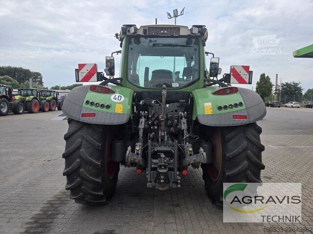 Traktor Fendt 724 VARIO S4