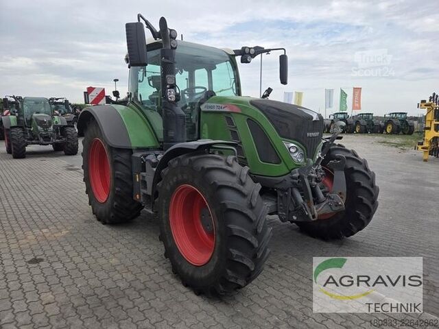 Traktor Fendt 724 VARIO S4