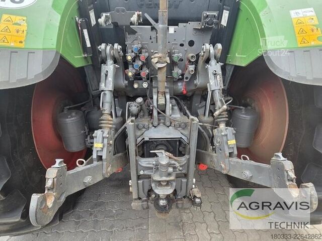 Traktor Fendt 724 VARIO S4