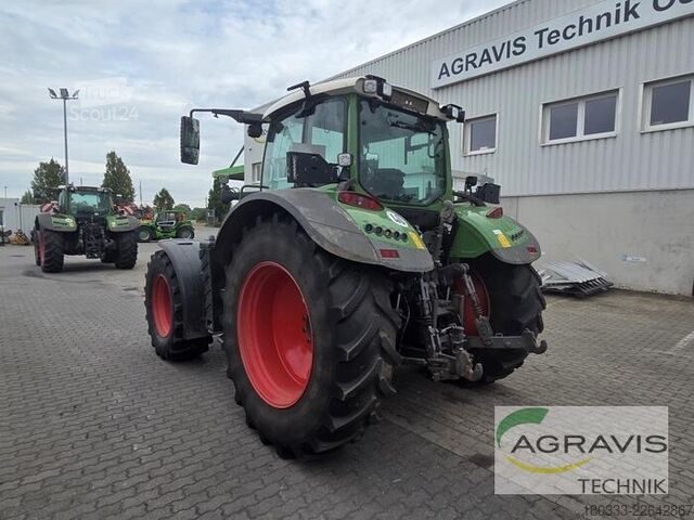 Traktor Fendt 724 VARIO S4