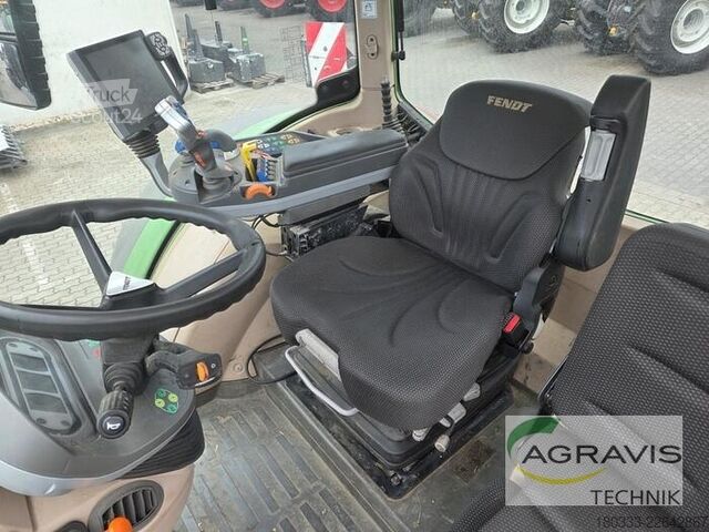 Traktor Fendt 724 VARIO S4