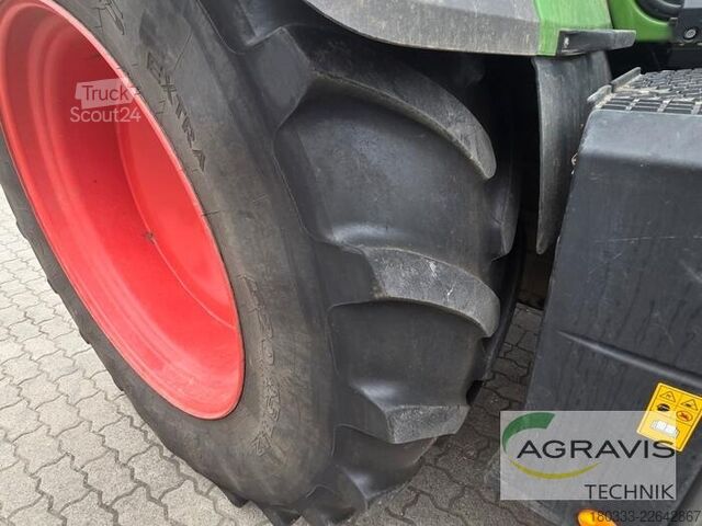 Traktor Fendt 724 VARIO S4