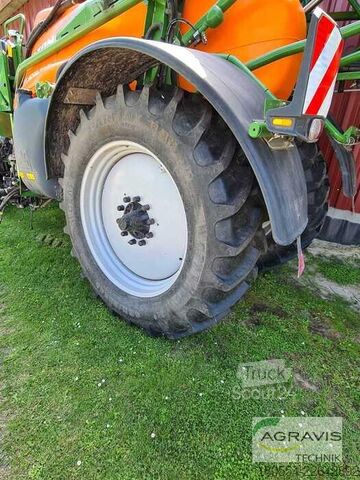 Pflanzenschutzmaschine Amazone UX 4200 SPECIAL