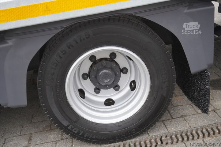 Autómentő Mercedes-Benz Atego 818 /E6/ NEW GALVANIZED tow truck