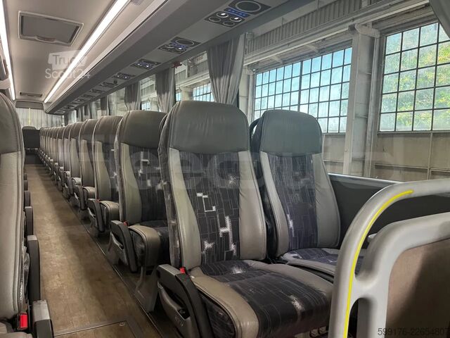  Van Hool EX17