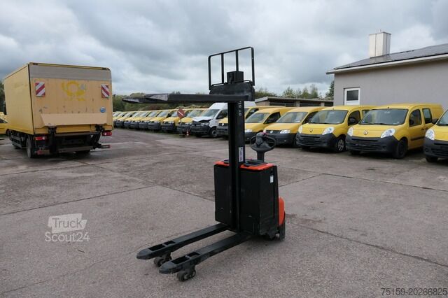 Stivuitor manual bt SWE 080L Batterie 16/2025