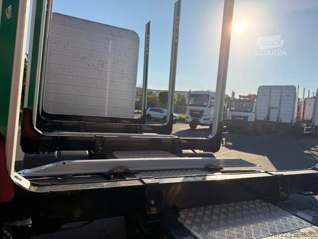 Transporteur de bois MAN TGS 33.510 6x4 BL Kurzholz 3 Monate in Gebrauch...