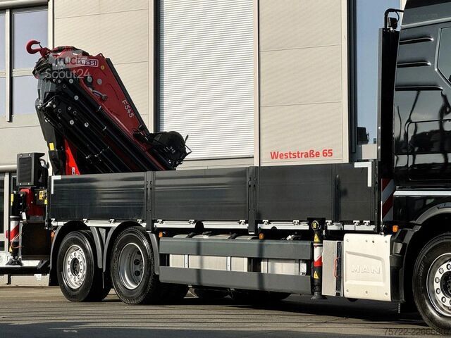 Camion-grue MAN TGX 26.540 6x2-4 LL Containerpritsche Fassi 545