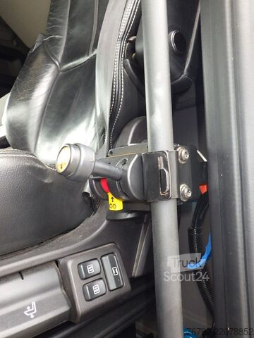 Standaard trekker SCANIA R 450 A Highline/Ret./Hydr./Safety/Leder/Spoiler