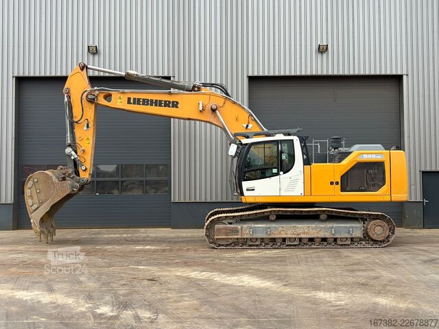 Bandgrävare Liebherr R945 S-HD