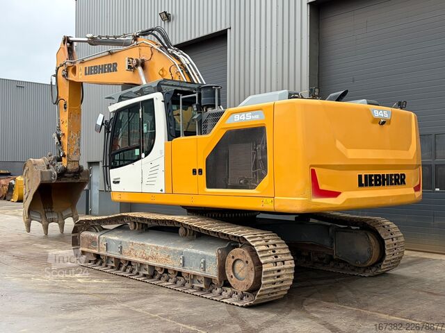 Bandgrävare Liebherr R945 S-HD