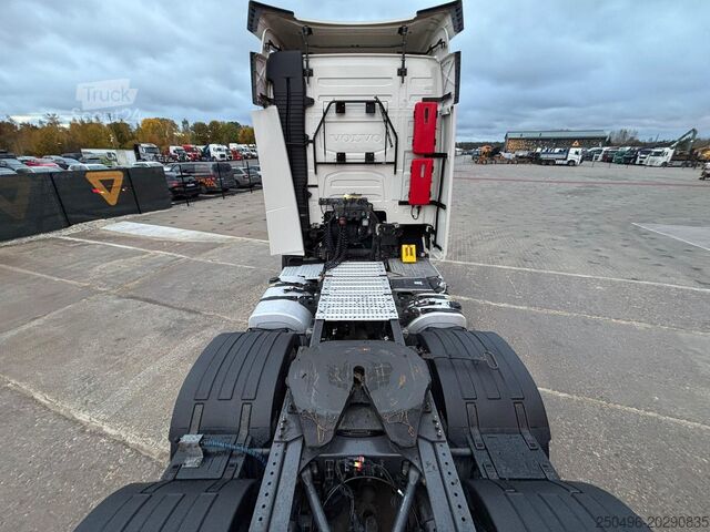 Standardtraktor Volvo FH 500 6x4 ADR