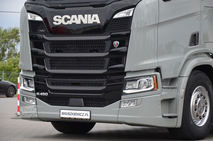 Standardowy ciągnik siodłowy Scania R 450 / KLIMA P. / ACC / NAVI / FULL LED / SKÓRA / WAGA / DE 0264