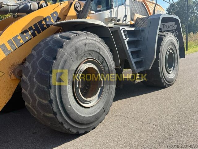 Pyöräkuormaaja Liebherr L 586 Xpower