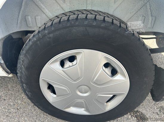 Фургон-панель FORD TRANSIT CUSTOM L2H1 DACHTRäGER, AHV