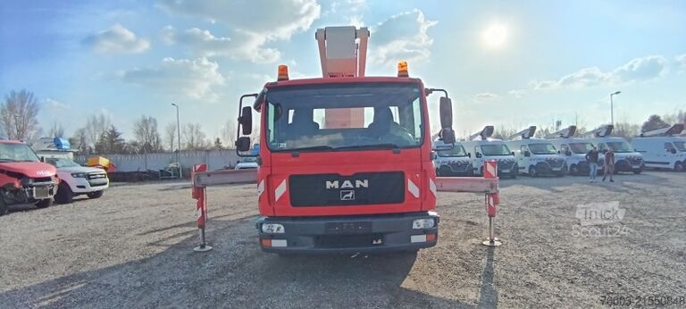 Furgoneta caja MAN TGL 7.150 RuthmannSteiger T300 - 30m - 3