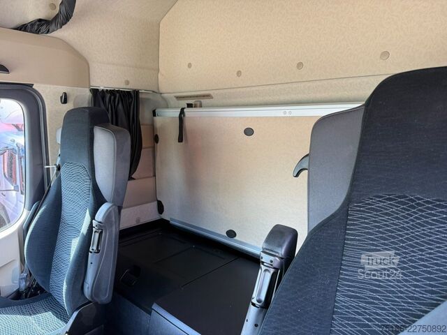 LKW mit Pritsche (offen) MERCEDES-BENZ ACTROS 2545 L Pritsche/Plane LBW 2 T*SCHIEBE*ADR