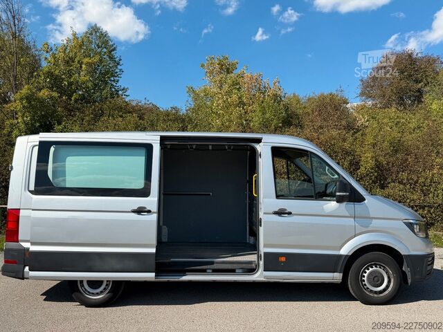 Panelová dodávka VW Crafter Kasten 35 mittellang FWD, teilverglast