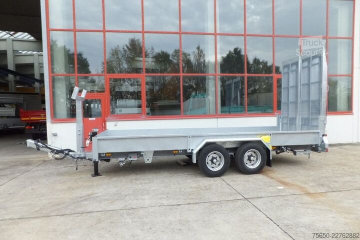 Нископроходен ремарке Möslein TT 11-E6x2  Tieflader für Fräsen breiten Rampen, Neu