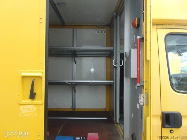 Furgone chiuso IVECO Daily 35 S 12 A / P Maxi Postkoffer REGALSYSTEM