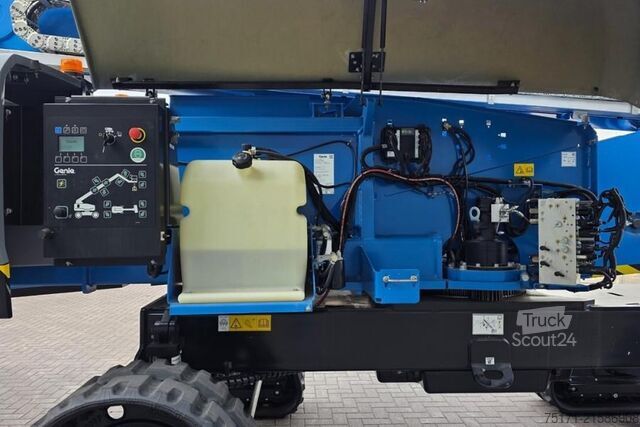 Телескопічна платформа Genie S-80J Trax Valid inspection, Diesel, 4x4 Drive, 26