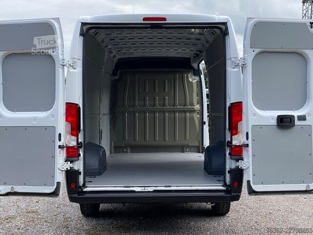 Fourgon tôlé à empattement long et toit surélevé Peugeot Boxer Kasten 435 L4H2  180 AUT/NAvi/PDC