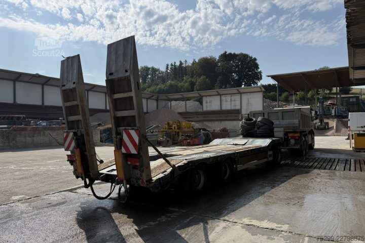 Remorque porte-engins surbaissée Fliegl DTS 360