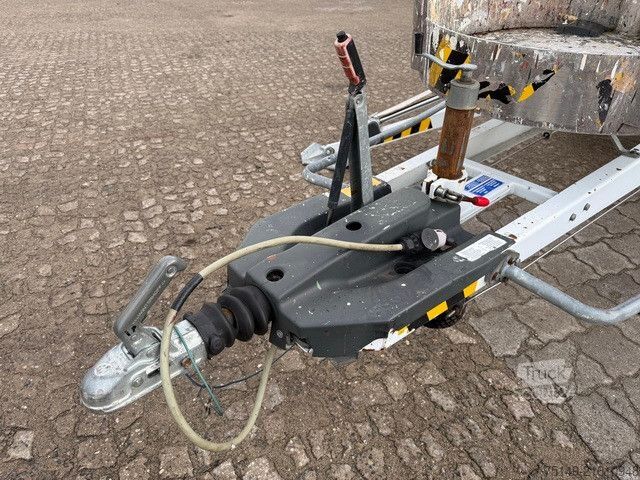 Radna platforma Dino 120 T, Arbeitshöhe 12m, Hydr. Radantrieb