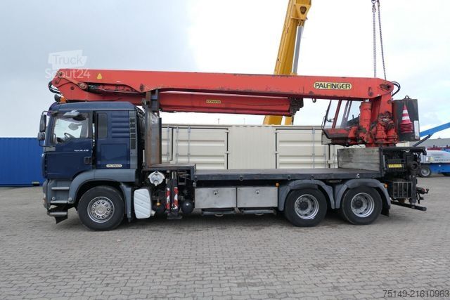 Düz kasa kamyon MAN 26.430 TGA 6x4, Palfinger 45000 ELAW, 32m, AHK