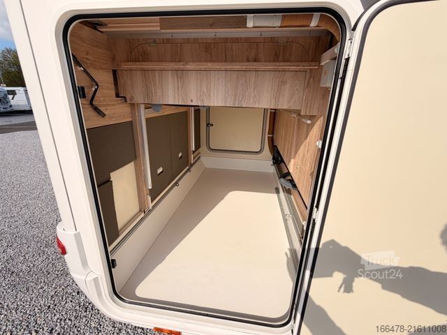 Polintegriran avtodom EURAMOBIL Profila T 720 QB *Queensbett-Automatik*