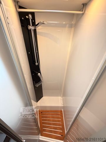 Polintegriran avtodom DETHLEFFS Trend T 7057 EB *Einzelbetten-Hubbett*