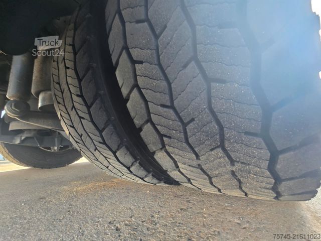 Flatbed truck with tarp MERCEDES-BENZ ATEGO 1427 * ACC * KLIMA * BÄR 1.5T LBW * REMOTE