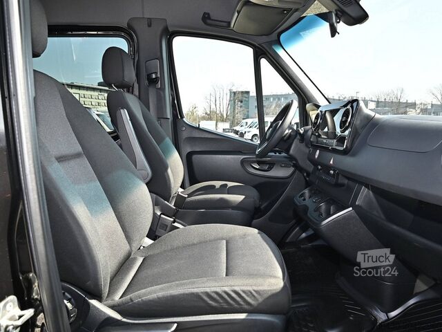 Kleinbus Mercedes-Benz Sprinter 317 CDI Tourer Lang (2-2-2-3) AHK 36