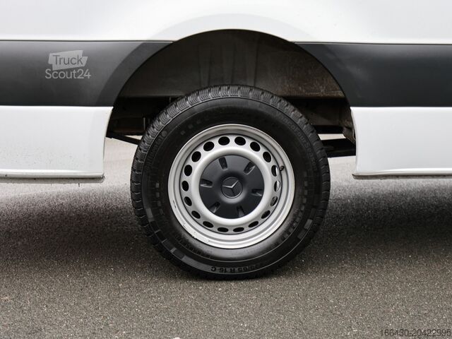 Minibuss Mercedes-Benz Sprinter 317 CDI Kasten L3H2 Holz Navi Kamera