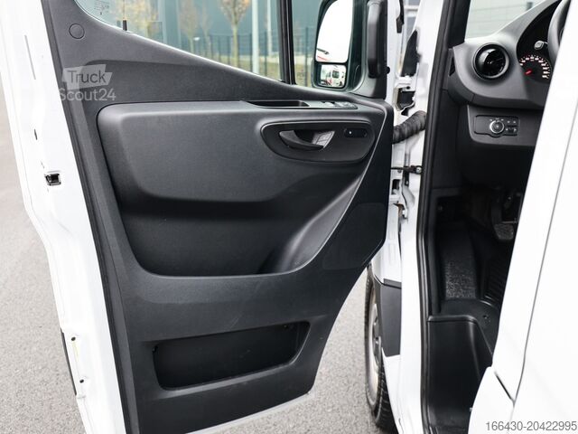 Minibuss Mercedes-Benz Sprinter 317 CDI Kasten L3H2 Holz Navi Kamera