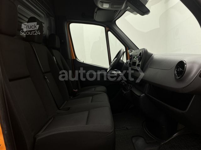 Bestelwagen met verhoogd dak MERCEDES-BENZ Sprinter 315 *WERKSTATT* AHK3,5t+Dachträger (561