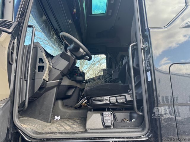 Standard tractor unit MAN TGX 18.480 Unfallschaden/damaged Retarder